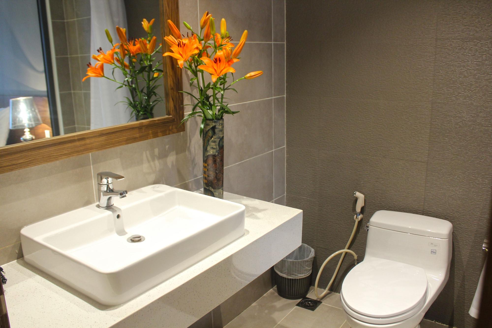 Bizu Royal Hotel TP. Hồ Chí Minh Ngoại thất bức ảnh