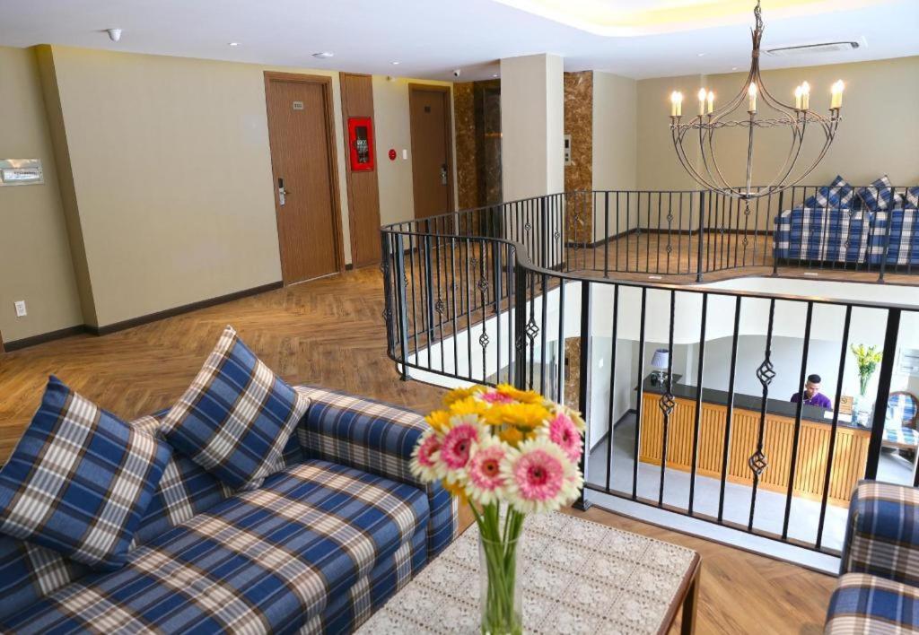 Bizu Royal Hotel TP. Hồ Chí Minh Ngoại thất bức ảnh