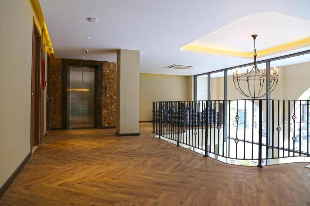 Bizu Royal Hotel TP. Hồ Chí Minh Ngoại thất bức ảnh