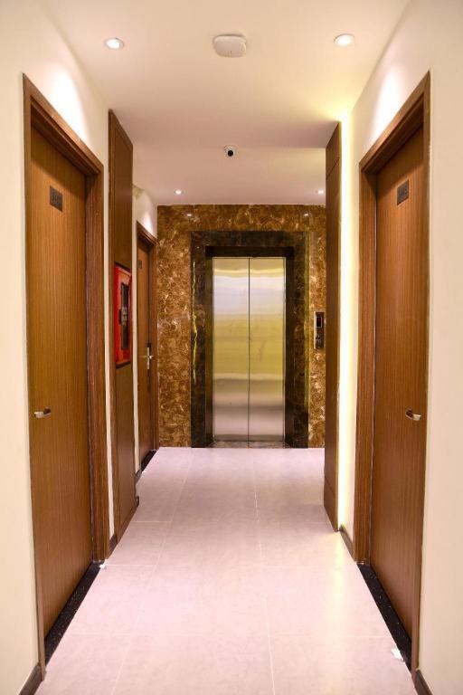 Bizu Royal Hotel TP. Hồ Chí Minh Ngoại thất bức ảnh