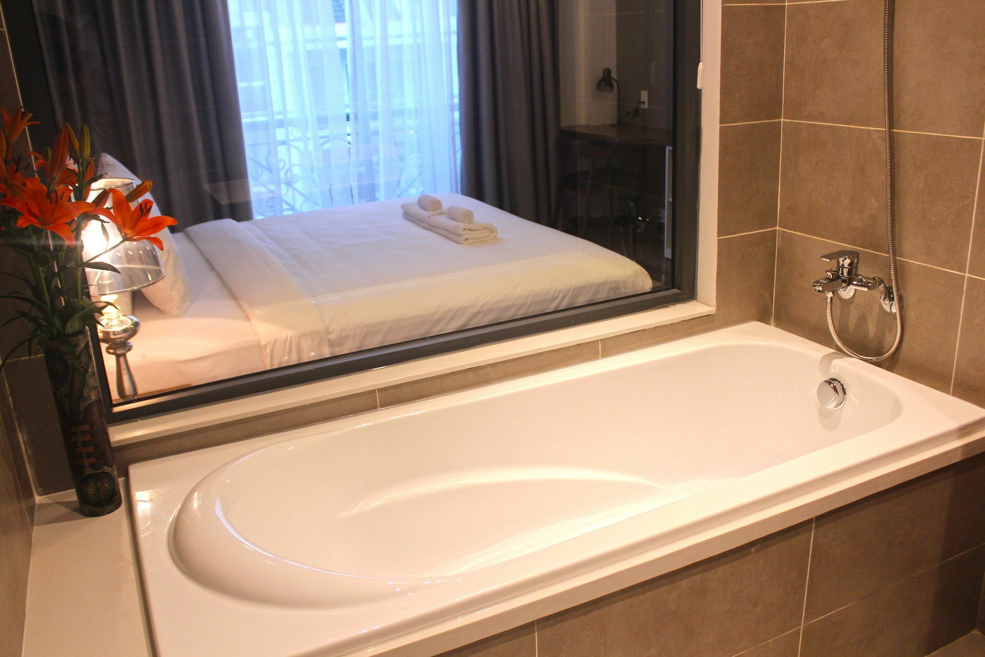 Bizu Royal Hotel TP. Hồ Chí Minh Ngoại thất bức ảnh